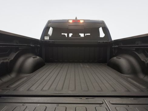 Used 2022 RAM 1500 Limited AWD/4WD image 23