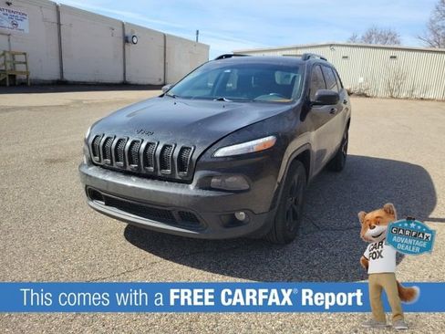 Used 2016 Jeep Cherokee Latitude w/ Cold Weather Group image 2