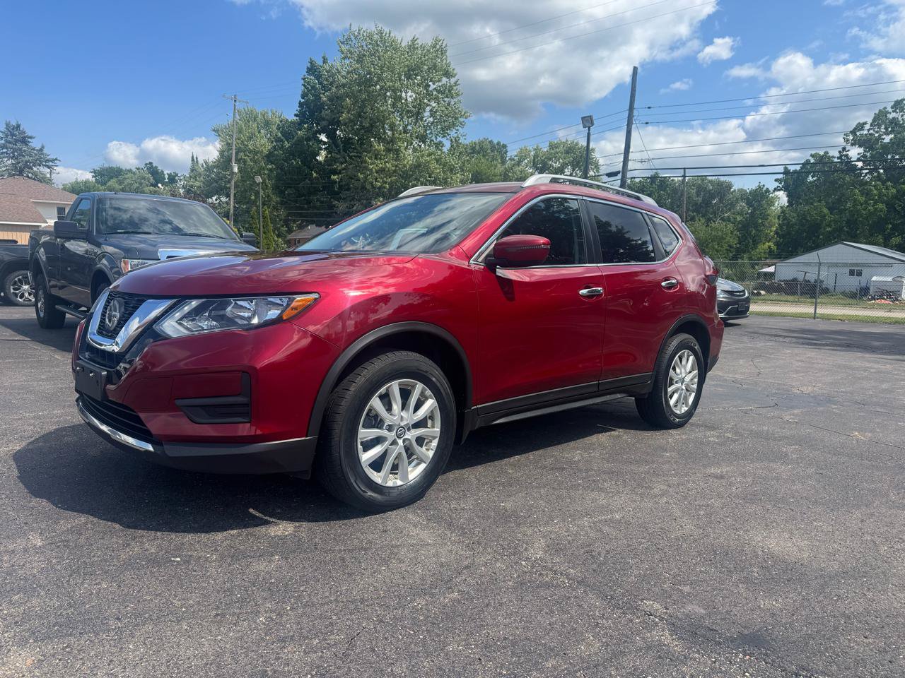 Used 2020 Nissan Rogue S AWD/4WD image 1