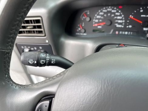 Used 2002 Ford F350 Lariat image 21