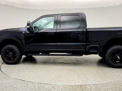 Used 2024 Ford F250 XLT w/ XLT Premium Package AWD/4WD image 8