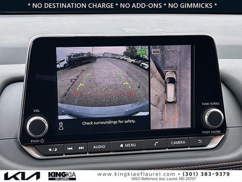 Used 2025 Nissan Rogue SV AWD/4WD image 13