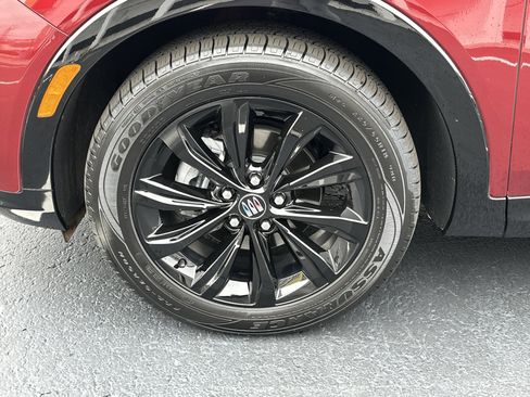 Used 2024 Buick Envista Sport Touring image 11