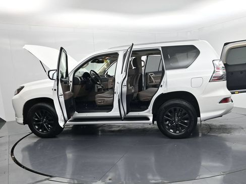 Used 2020 Lexus GX 460 Premium w/ Premium Package AWD/4WD image 67