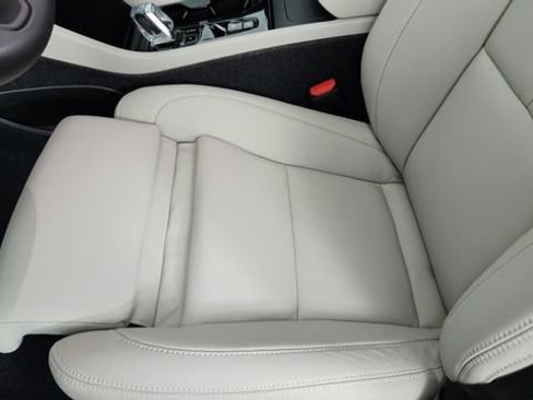 Certified 2026 Volvo XC40 B5 Plus w/ Protection Package Premier AWD/4WD image 13