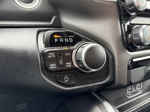 Used 2022 RAM 1500 Big Horn image 4