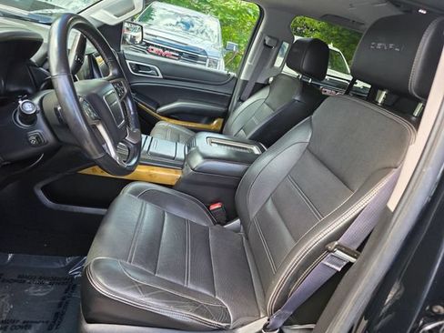 Used 2017 GMC Yukon Denali w/ Open Road Package AWD/4WD image 27