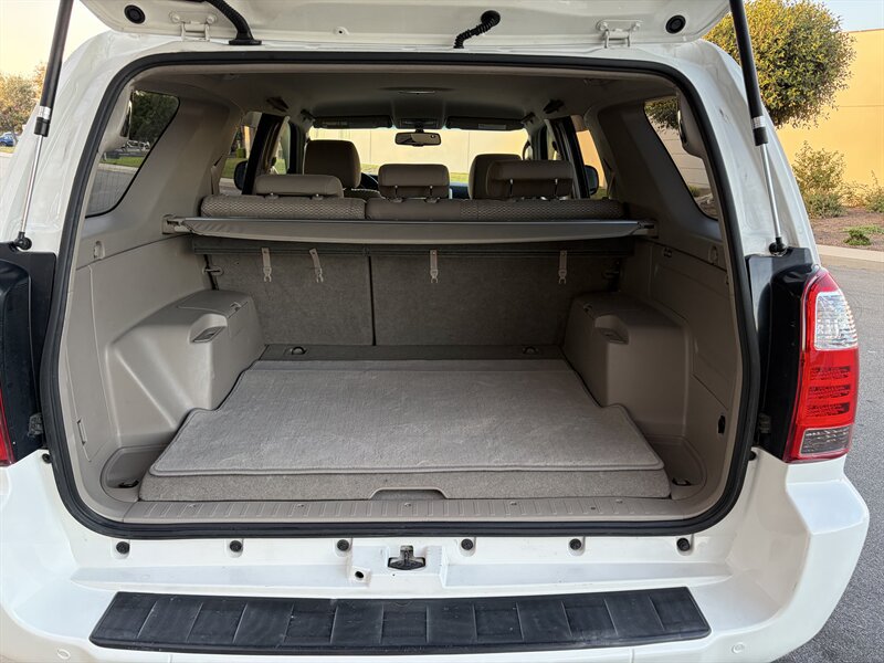 Used 2007 Toyota 4Runner SR5 RWD image 8