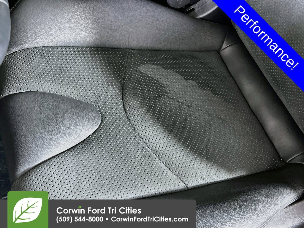 Used 2025 Nissan Z Performance w/ Floor Mat Package RWD image 22