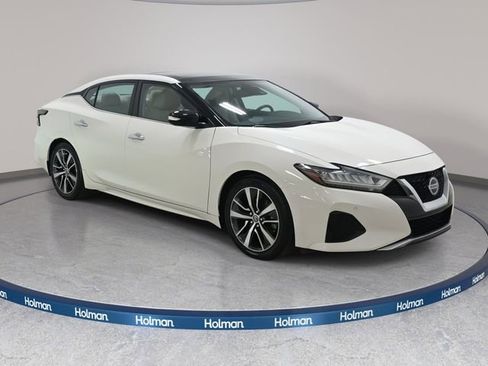 Used 2020 Nissan Maxima 3.5 SL w/ Floor Mat Group image 4