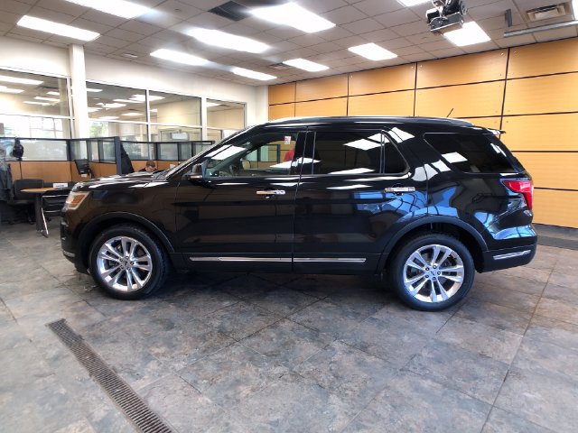 Certified 2019 Ford Explorer Limited w/ Ford Safe & Smart Package AWD/4WD image 4