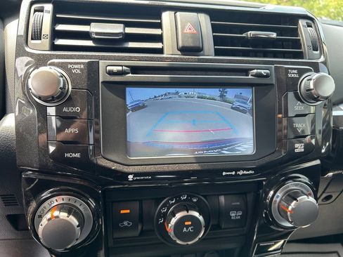 Used 2019 Toyota 4Runner TRD Off-Road Premium AWD/4WD image 29