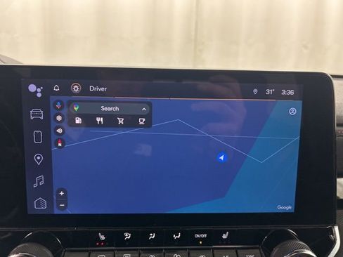 Used 2023 Chevrolet Colorado Z71 w/ Z71 Convenience Package 2 image 18