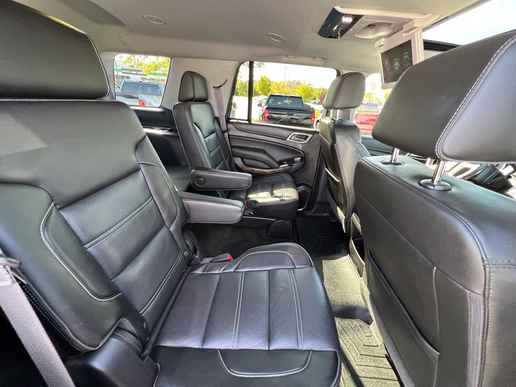 Used 2017 GMC Yukon Denali w/ Open Road Package AWD/4WD image 30