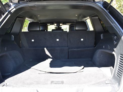 Used 2019 Jeep Grand Cherokee Limited image 26