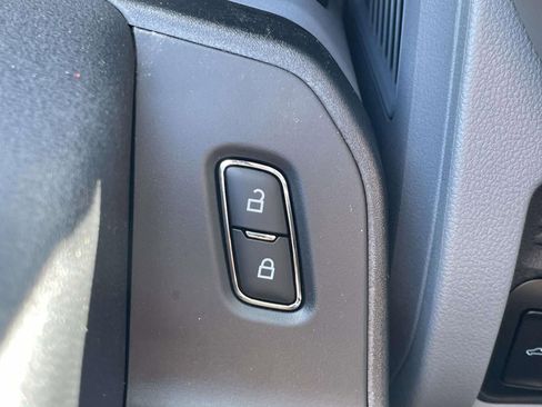 New 2026 Ford F250 XL w/ 360-Degree Camera Package AWD/4WD image 18
