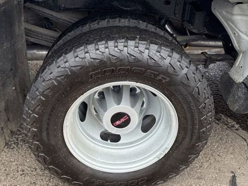 Used 2023 GMC Sierra 3500 Pro w/ Convenience Package image 20