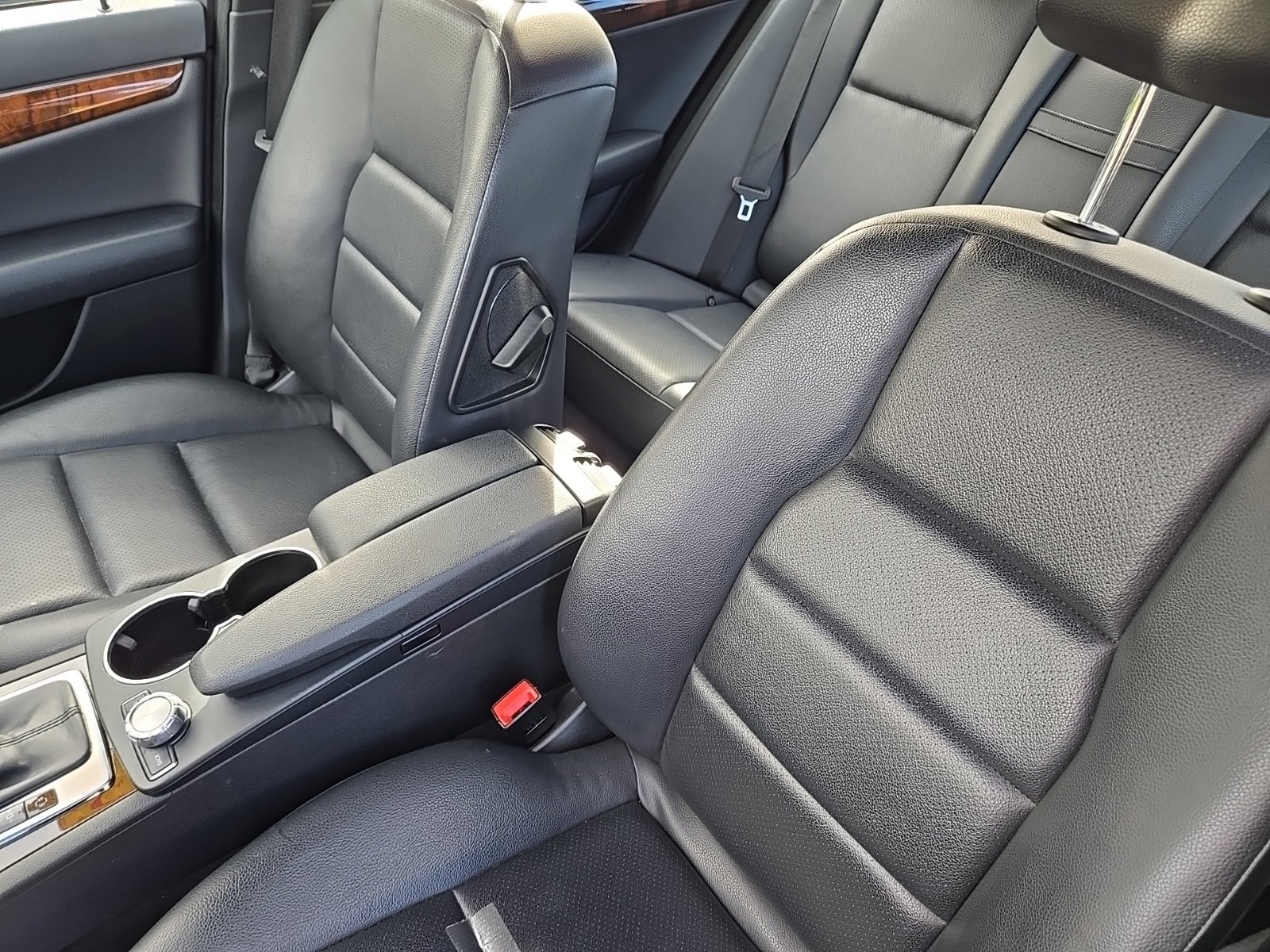 Used 2012 Mercedes-Benz C 300 4MATIC Sedan image 14