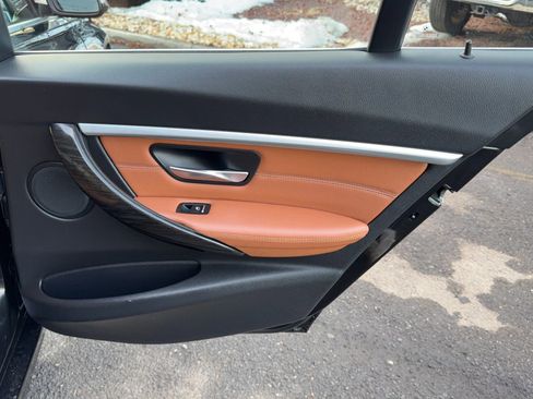 Used 2017 BMW 330i xDrive Sedan image 15