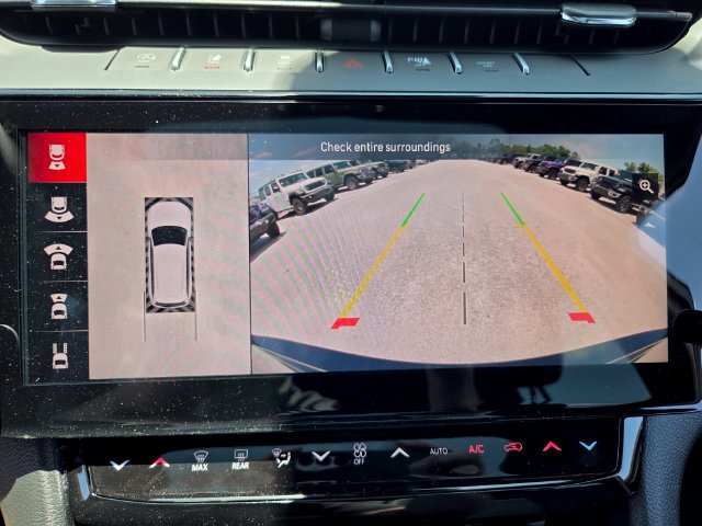 New 2026 Jeep Grand Cherokee Limited w/ Luxury Tech Group II RWD image 25