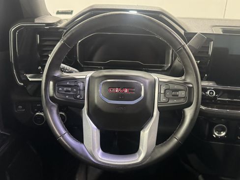Used 2024 GMC Sierra 1500 SLE AWD/4WD image 5