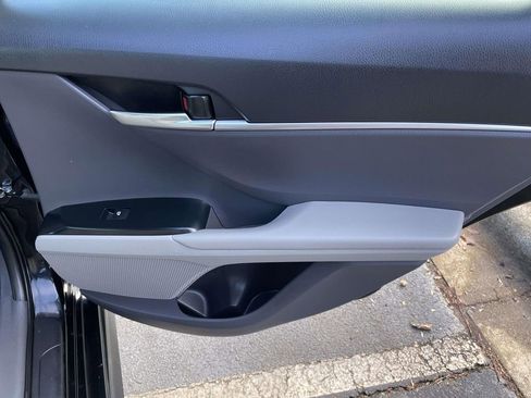 Used 2019 Toyota Camry SE image 42