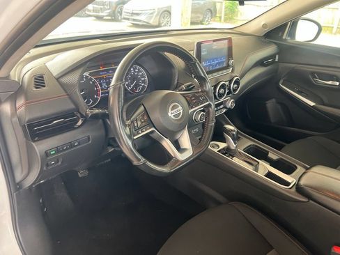Certified 2023 Nissan Sentra SR FWD image 6