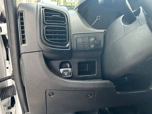 Used 2023 RAM ProMaster 2500 FWD image 11