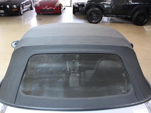Used 1991 MAZDA MX-5 Miata RWD image 24