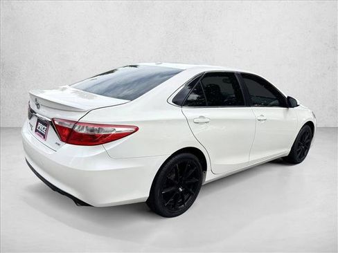 Used 2015 Toyota Camry XSE FWD image 5