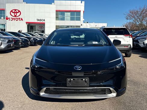 New 2026 Toyota Prius Plug-In Hybrid image 2