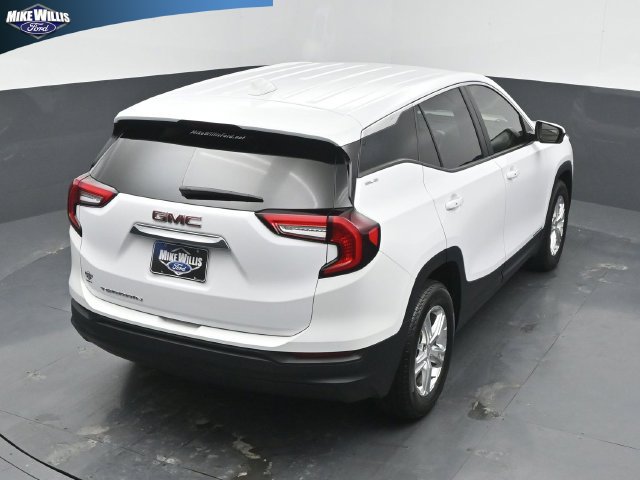 Used 2024 GMC Terrain SLE FWD image 15
