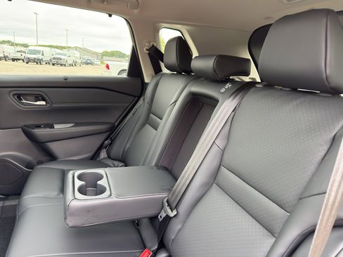 New 2026 Nissan Rogue SV w/ SV Premium Package image 34