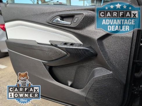 Used 2025 Chevrolet Trax LT w/ LT Convenience Package image 12