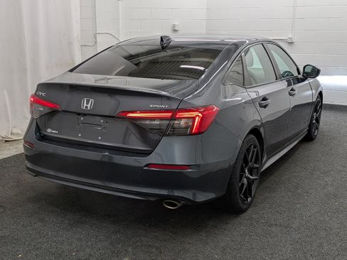 Used 2022 Honda Civic Sport image 2