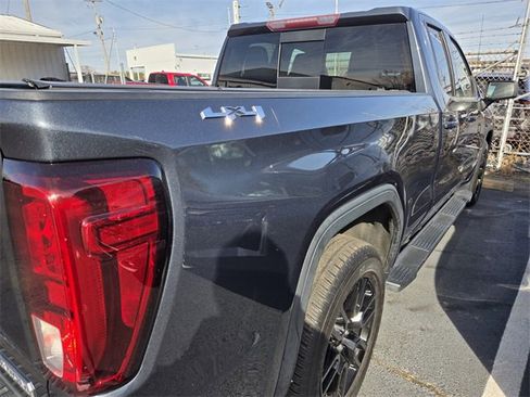 Used 2020 GMC Sierra 1500 Elevation w/ Elevation Value Package image 7