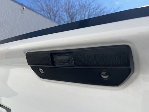 Used 2020 Chevrolet Silverado 1500 LT Trail Boss image 7