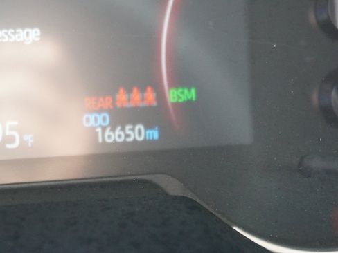 Used 2025 Toyota RAV4 XLE w/ Weather Package AWD/4WD image 24