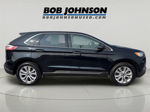 Used 2020 Ford Edge Titanium image 8