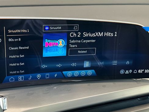 New 2026 Cadillac Vistiq Sport w/ LPO, Floor Liner Package image 18