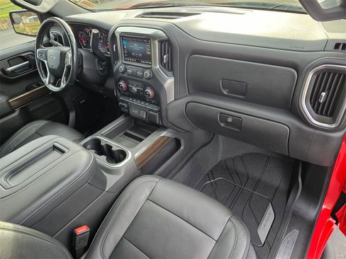 Used 2020 Chevrolet Silverado 1500 RST w/ All-Star Edition image 19