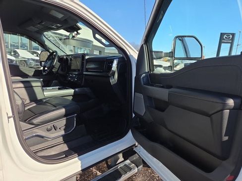 Used 2024 Ford F250 Lariat image 12