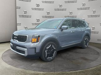Used 2024 Kia Telluride EX w/ EX Captain's Chair Package video 1