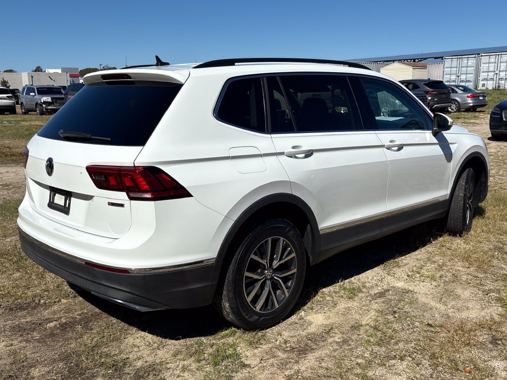 Used 2020 Volkswagen Tiguan SE AWD/4WD image 6