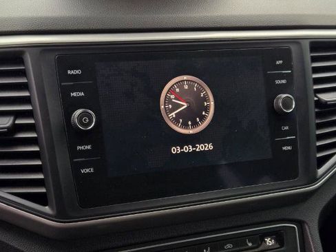 Used 2020 Volkswagen Atlas Cross Sport SE image 25