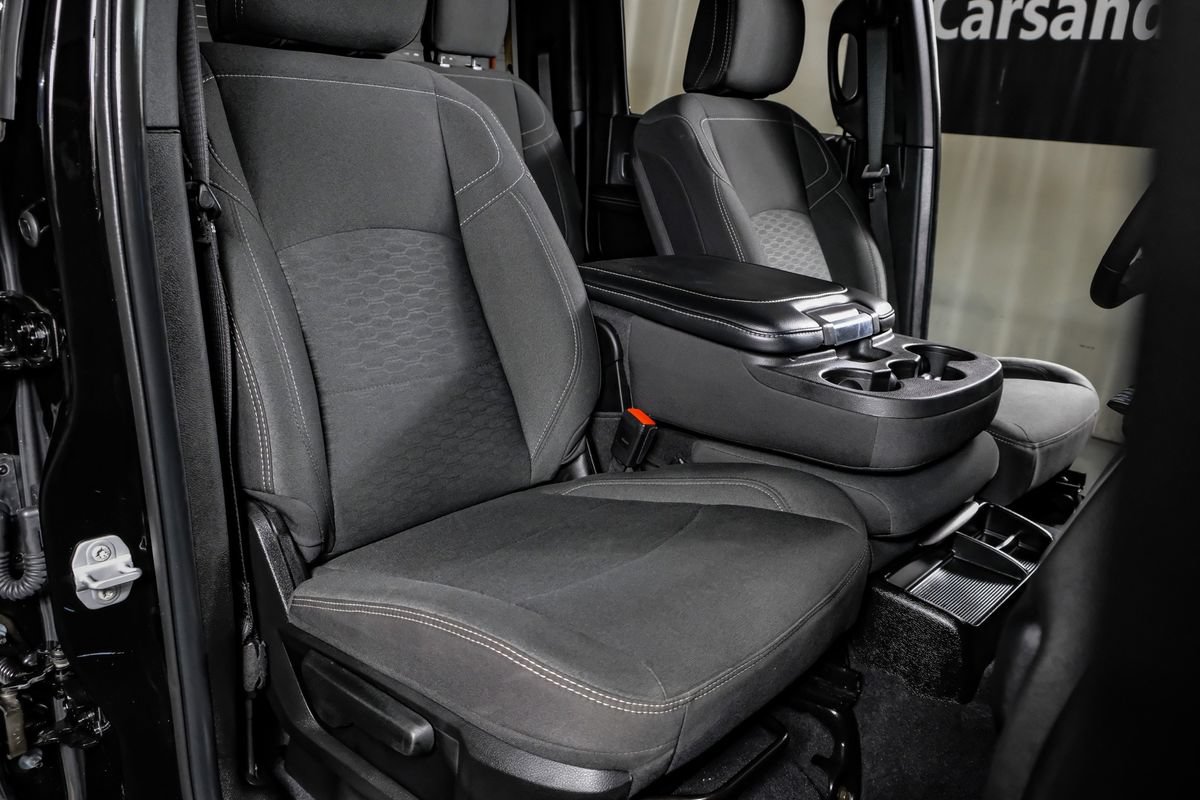 Used 2026 RAM 2500 Big Horn AWD/4WD image 30