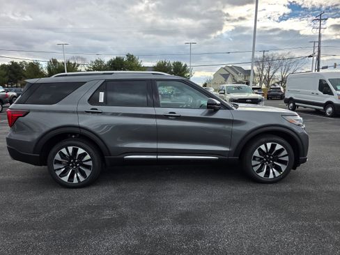 New 2026 Ford Explorer Platinum w/ LUX Leather Package image 6
