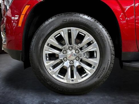 Used 2025 GMC Yukon Elevation w/ LPO, Elevation Black Package AWD/4WD image 34