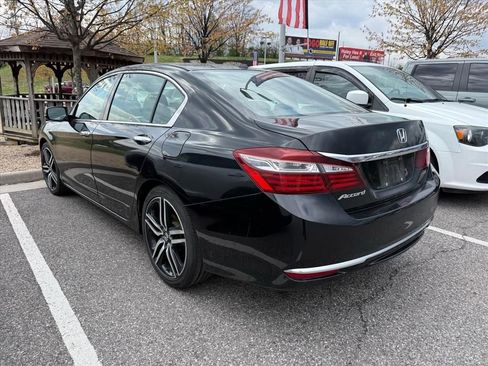 Used 2017 Honda Accord EX-L image 3