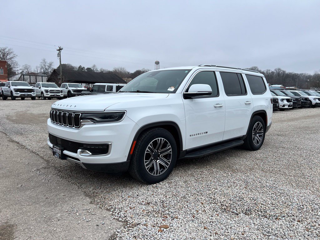 Used 2022 Jeep Wagoneer Series III AWD/4WD image 4